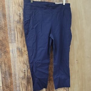 NEW CHICO'S Women's Capri Navy Pants 18(4.5)